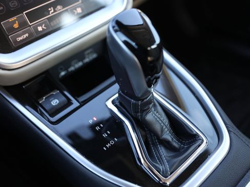 Used 2023 Subaru Legacy Limited image 28