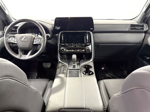 New 2025 Lexus LX 700h Overtrail image 6