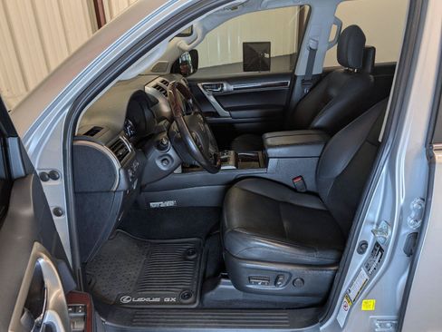 Used 2019 Lexus GX 460 Luxury AWD/4WD image 20