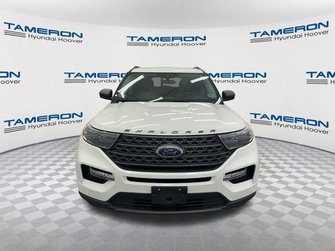 Used 2021 Ford Explorer XLT w/ Equipment Group 202A RWD image 8