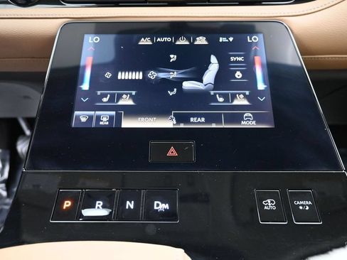 Used 2025 INFINITI QX80 Sensory AWD/4WD image 12