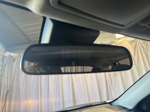 Used 2017 Toyota RAV4 XLE w/ Carpet Mat Package image 27