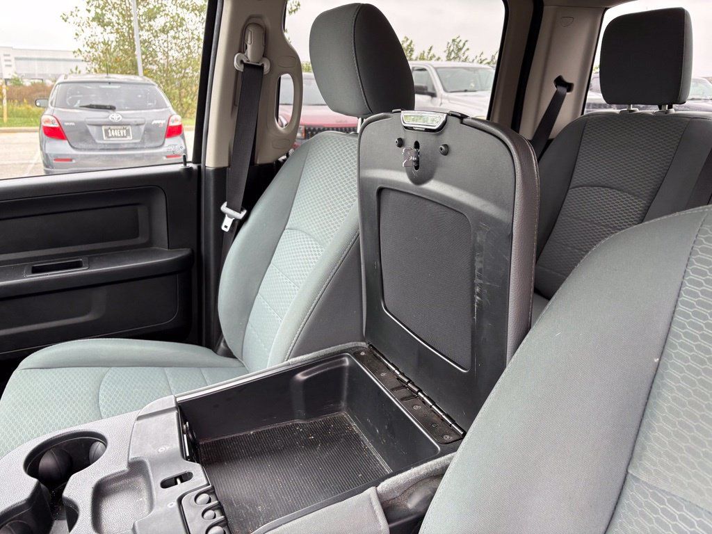 Used 2015 RAM 1500 Express AWD/4WD image 14