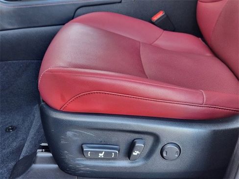 Used 2023 Lexus GX 460 Premium image 18