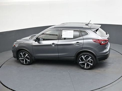 Used 2022 Nissan Rogue Sport SL w/ Premium Package image 26