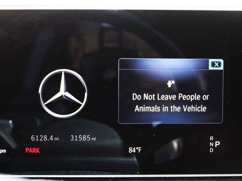 Used 2024 Mercedes-Benz GLS 450 4MATIC image 39