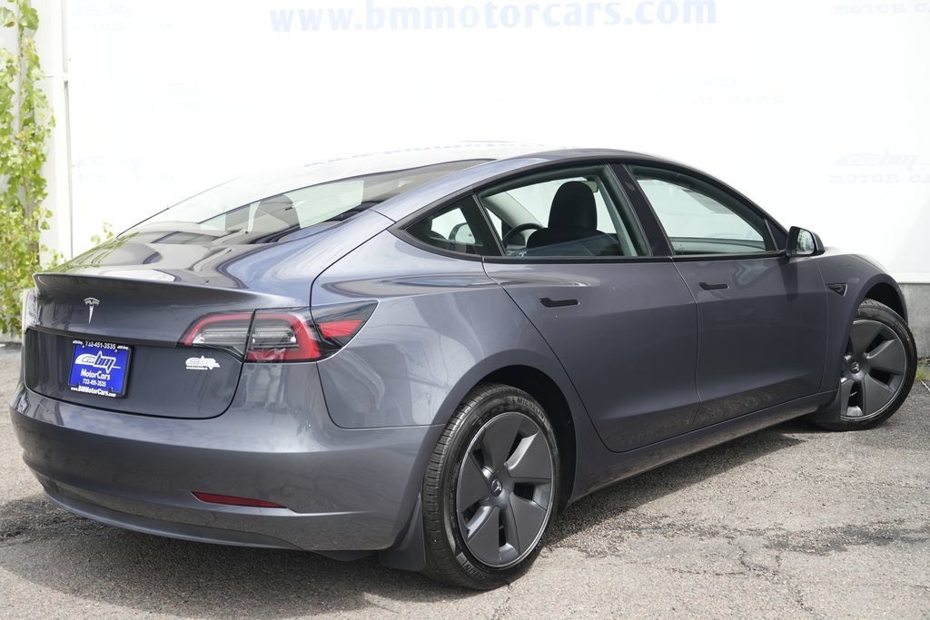 Used 2023 Tesla Model 3 Standard Range RWD image 3