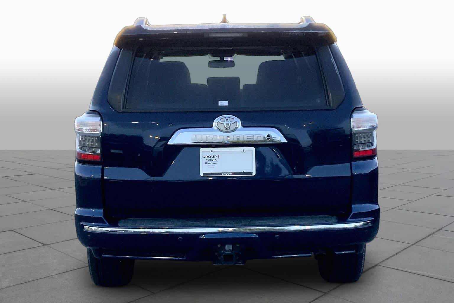 Used 2015 Toyota 4Runner Limited RWD image 5