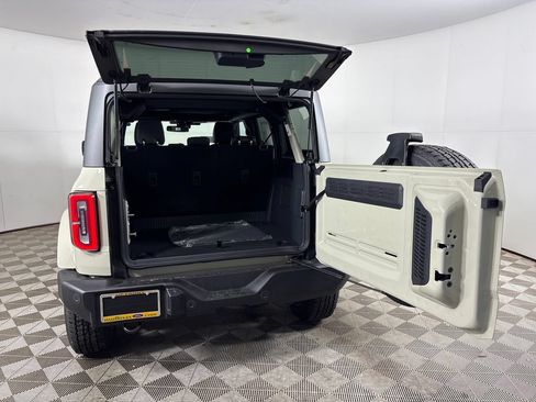 New 2026 Ford Bronco Outer Banks AWD/4WD image 23