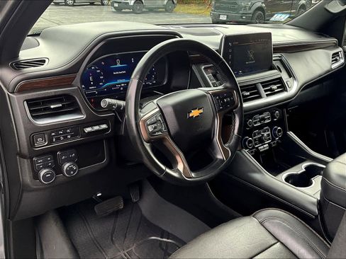 Used 2023 Chevrolet Tahoe High Country w/ Premium Package 2 image 8