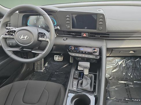 New 2026 Hyundai Elantra SEL Sport Premium FWD image 27