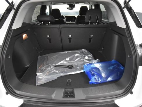 New 2026 Chevrolet TrailBlazer LS w/ LS Convenience Package AWD/4WD image 9