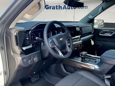 New 2026 Chevrolet Silverado 1500 LT w/ Protection Package image 7
