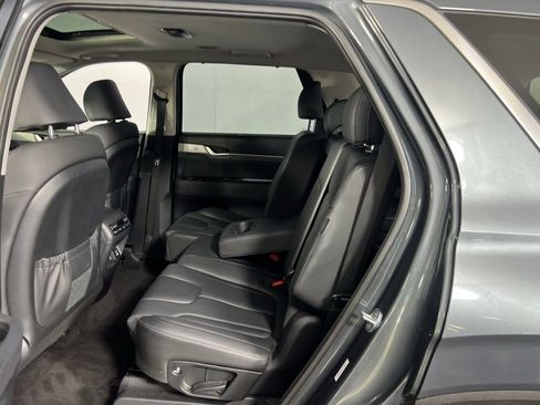 Used 2023 Hyundai Palisade SEL image 28