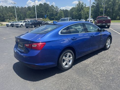 Used 2023 Chevrolet Malibu LT image 5