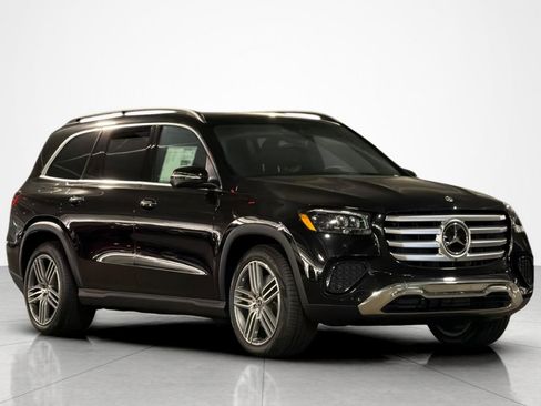 New 2026 Mercedes-Benz GLS 450 4MATIC image 7