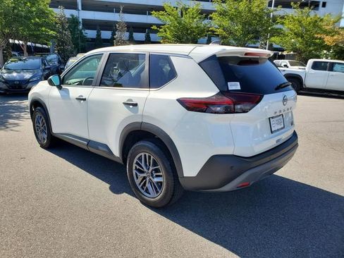 Certified 2023 Nissan Rogue S image 6