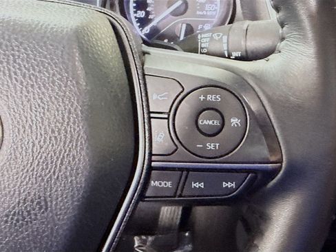 Used 2024 Toyota Camry SE w/ Convenience Package FWD image 15