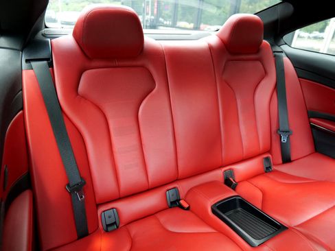 Used 2015 BMW M4 2dr Cpe image 44