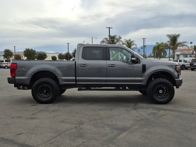 Used 2022 Ford F250 Lariat w/ Black Appearance Package AWD/4WD image 4
