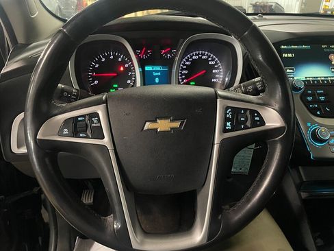 Used 2016 Chevrolet Equinox LTZ w/ Enhanced Convenience Package AWD/4WD image 9