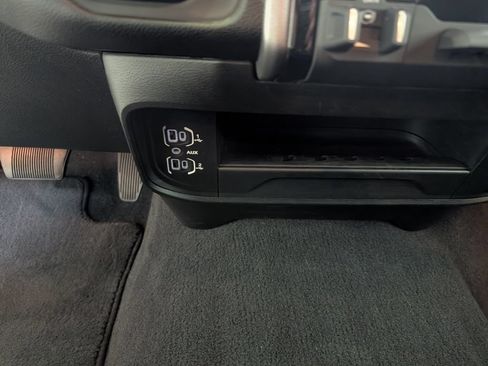 Used 2025 RAM 2500 Big Horn AWD/4WD image 22