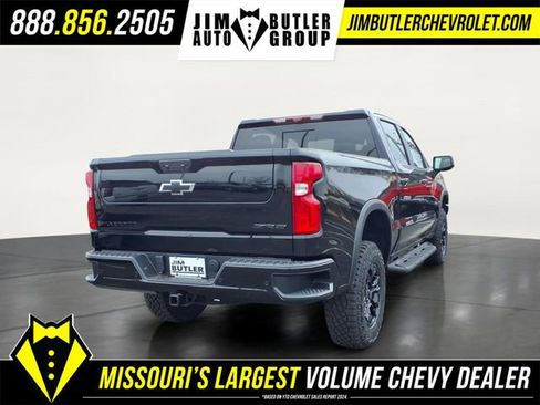 New 2026 Chevrolet Silverado 1500 ZR2 w/ LPO, Dark Essentials Package AWD/4WD image 4