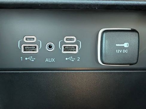 New 2025 Jeep Grand Cherokee Limited w/ Black Appearance Package RWD image 24