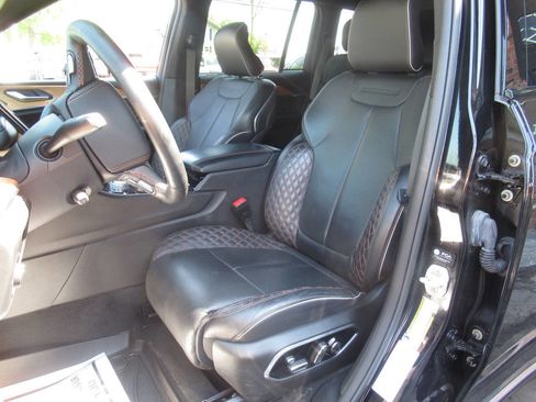 Used 2023 Jeep Grand Cherokee Summit AWD/4WD image 26