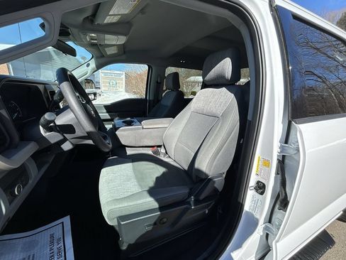 Used 2025 Ford F250 XLT w/ Snow Plow Prep Package AWD/4WD image 11