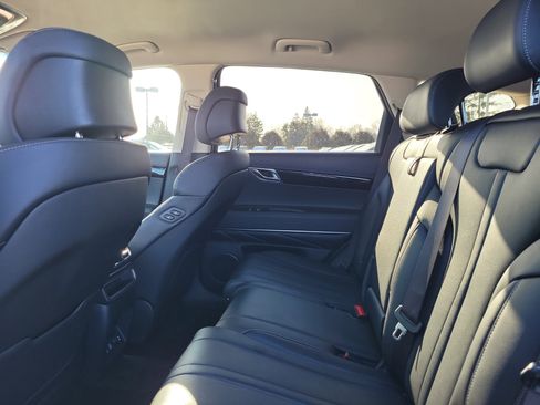Used 2025 Genesis GV80 2.5T Standard image 11