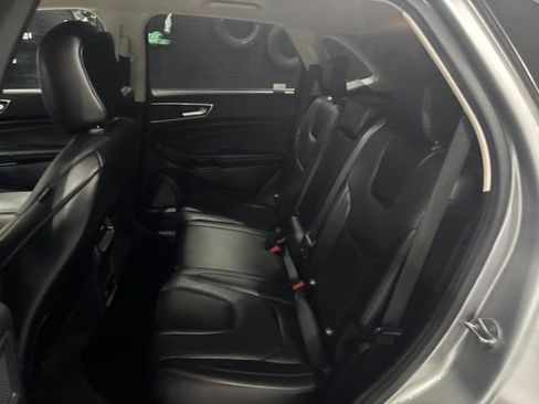 Used 2021 Ford Edge Titanium AWD/4WD image 27