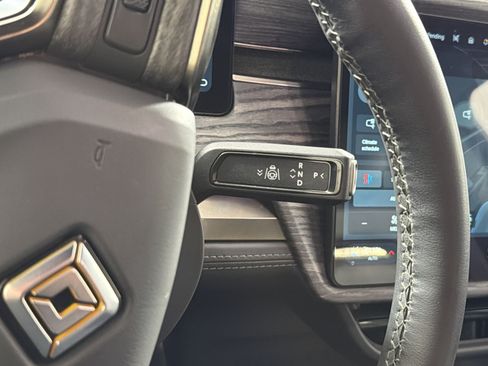 Used 2022 Rivian R1S Launch Edition AWD/4WD image 22