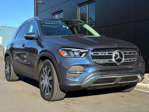 Used 2025 Mercedes-Benz GLE 350 4MATIC image 9