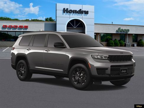 New 2025 Jeep Grand Cherokee L Altitude image 11