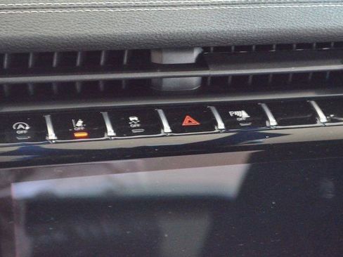 New 2025 Jeep Grand Cherokee Limited w/ Black Appearance Package image 28