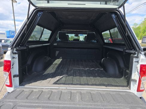 Used 2024 RAM 2500 Big Horn AWD/4WD image 20