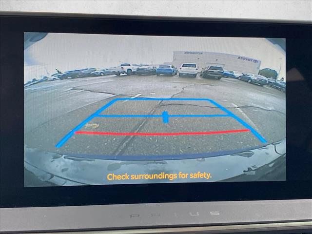 Used 2023 Toyota Prius Limited FWD image 13