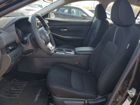 Used 2025 Nissan Sentra SV image 13