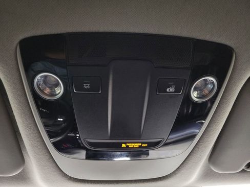 Used 2023 Kia Seltos S image 19