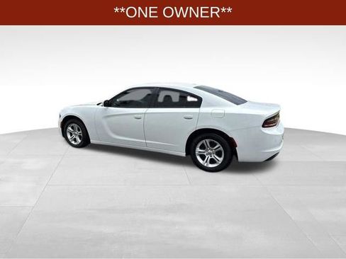 Used 2021 Dodge Charger SXT w/ Leather Interior Group RWD image 4