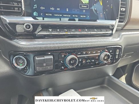 Used 2024 Chevrolet Silverado 3500 High Country w/ High Country Premium Package AWD/4WD image 17