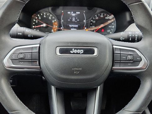 Used 2022 Jeep Compass Latitude w/ Sun and Sound Group image 10