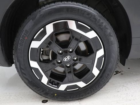 Used 2025 Hyundai Santa Fe SEL AWD/4WD image 9
