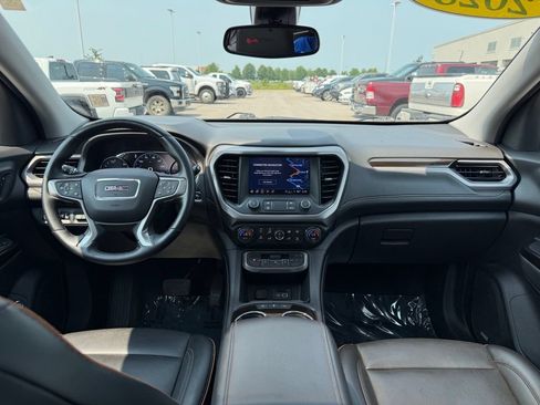 Used 2023 GMC Acadia AT4 w/ Technology Package AWD/4WD image 15