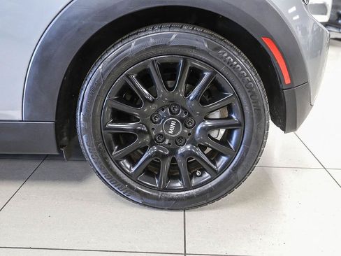 Used 2016 MINI Cooper 2-Door Hardtop FWD image 28