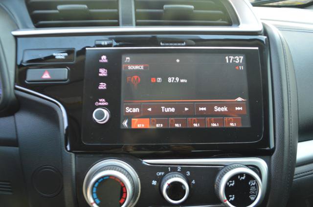 Used 2018 Honda Fit Sport image 18