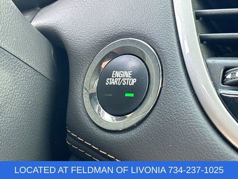 Certified 2020 Chevrolet Trax LT w/ LT Convenience Package AWD/4WD image 16