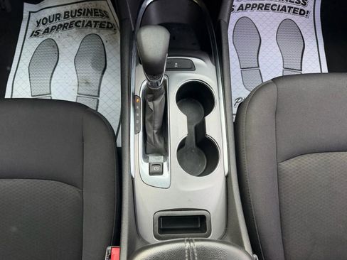 Used 2023 Chevrolet Malibu LT image 19