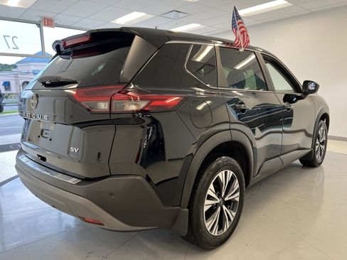 Used 2023 Nissan Rogue SV image 50